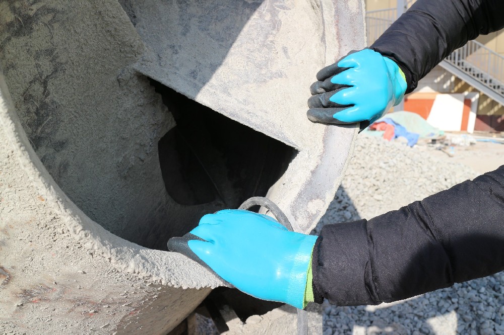 Low-temperature operation and winter outdoor safety gloves are coming